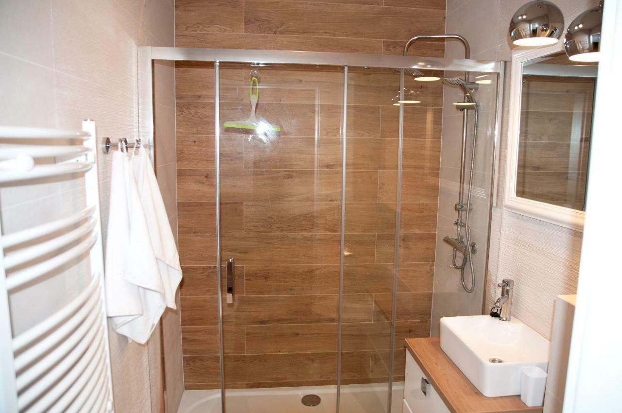 Apartament Ikar - 2 Pokojowy Przy Morzu Z Wlasnym Ogrodkiem Поберово Экстерьер фото