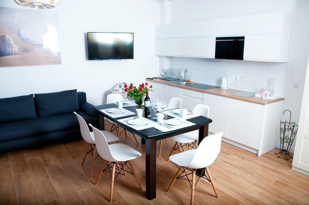 Apartament Ikar - 2 Pokojowy Przy Morzu Z Wlasnym Ogrodkiem Поберово Экстерьер фото